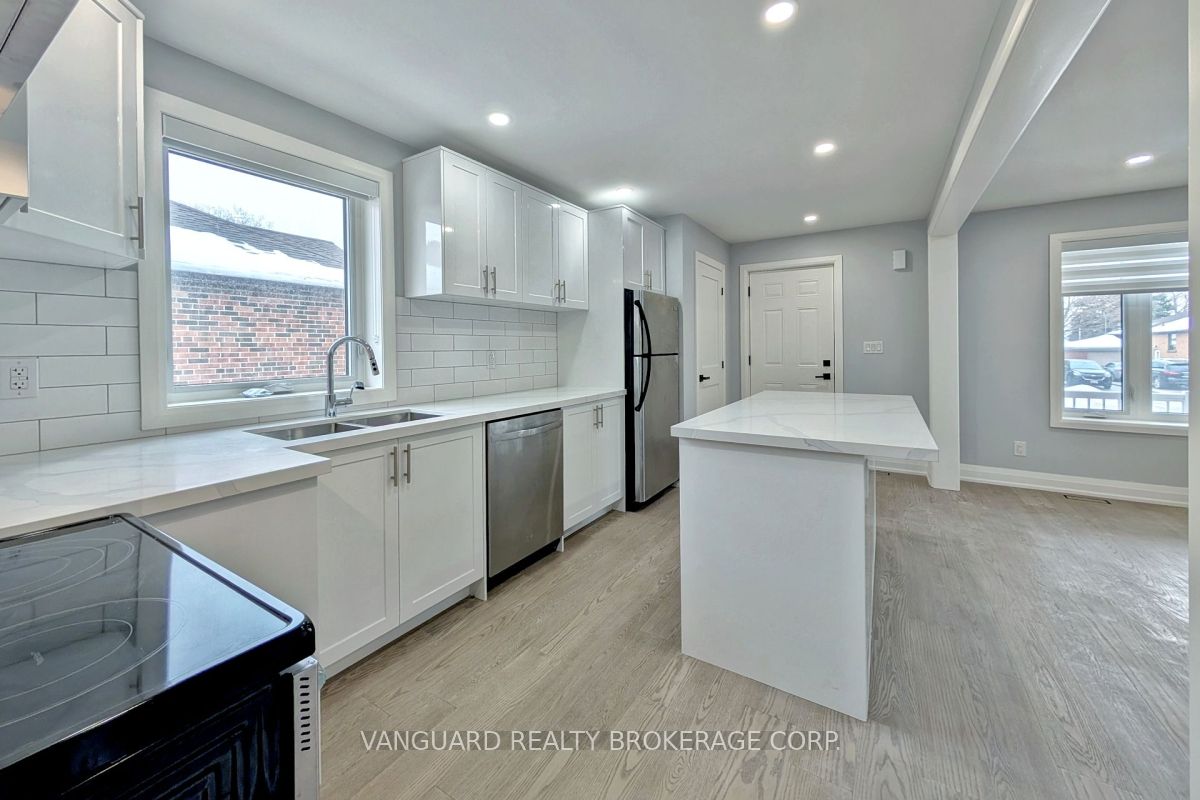 14 Bradfield Avenue