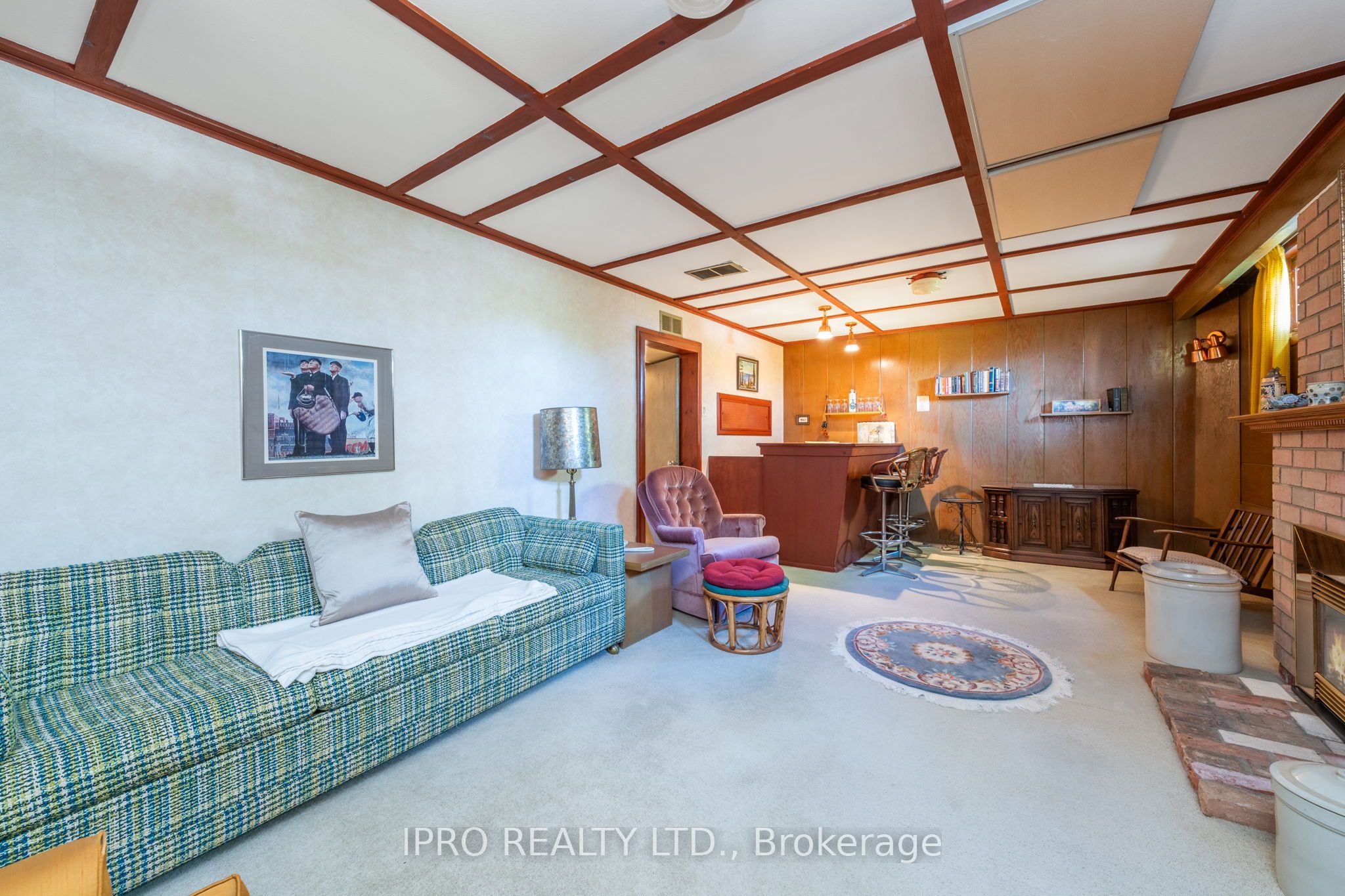 32 Cloverhill Road