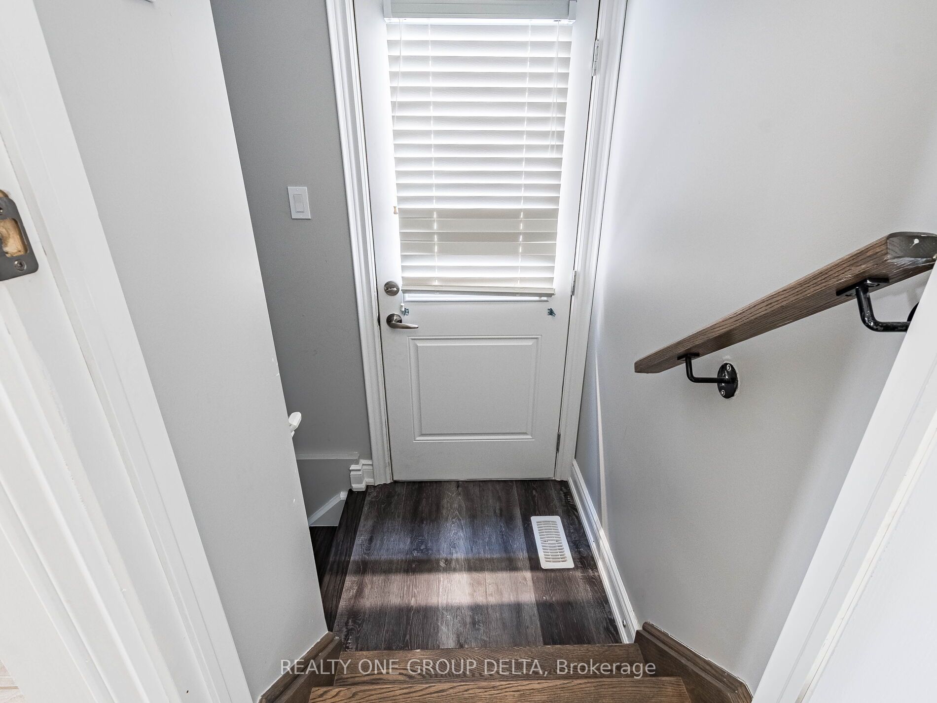 6 Quinton Ridge, #.
