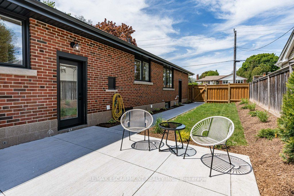 877 Condor Drive