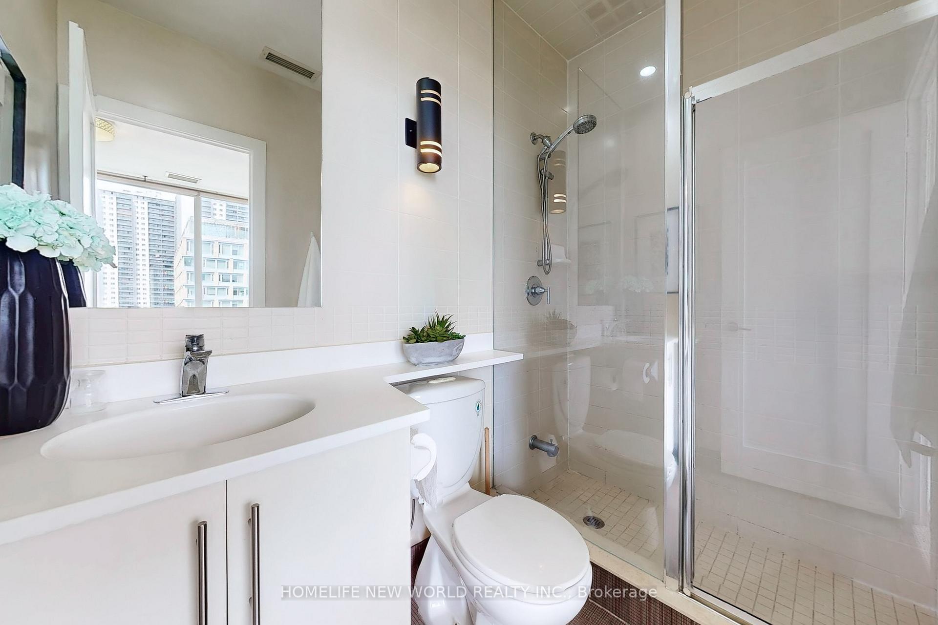 2 Bedrooms Condo at 120 Homewood, Toronto For sale