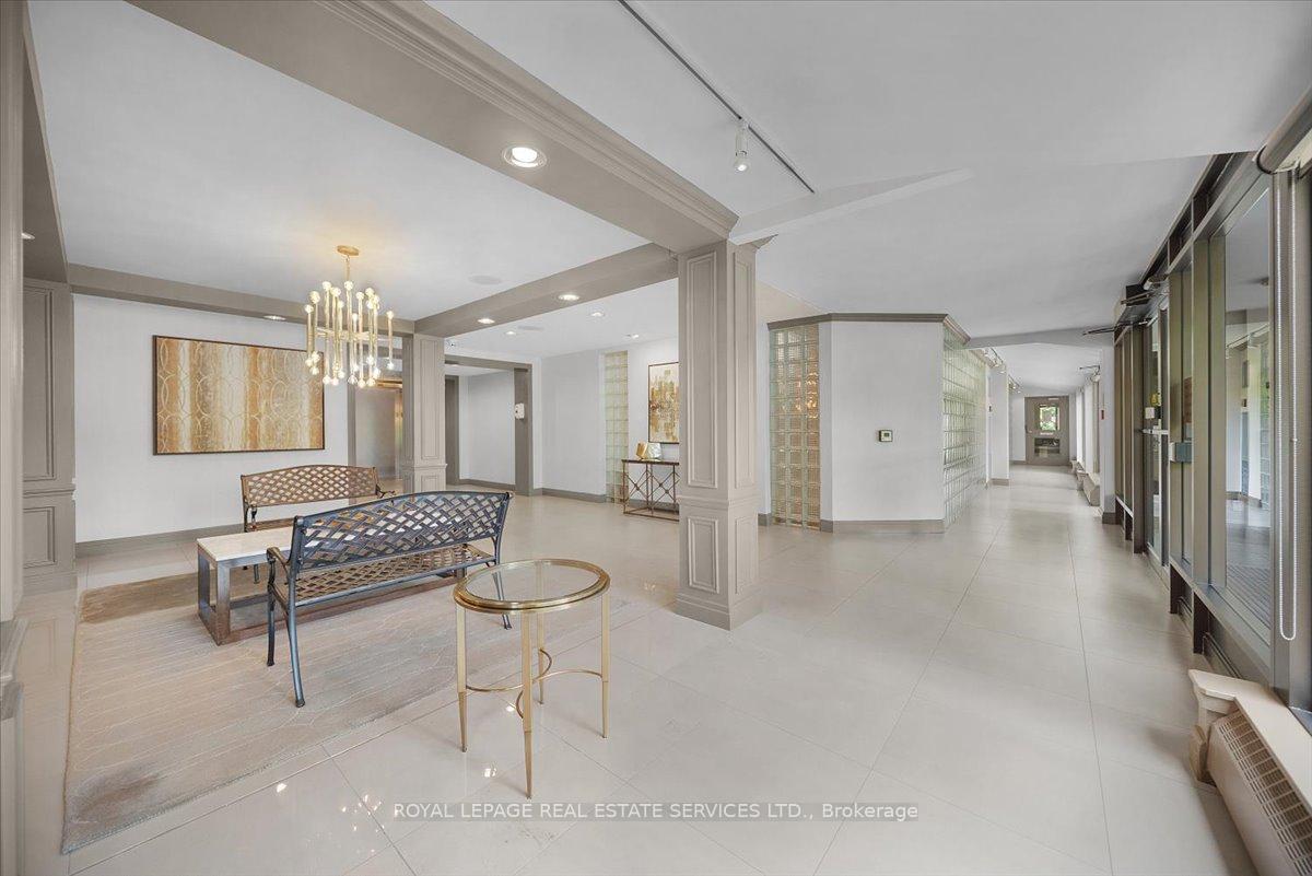 3 Bedrooms Condo at 271 Ridley, Toronto For sale