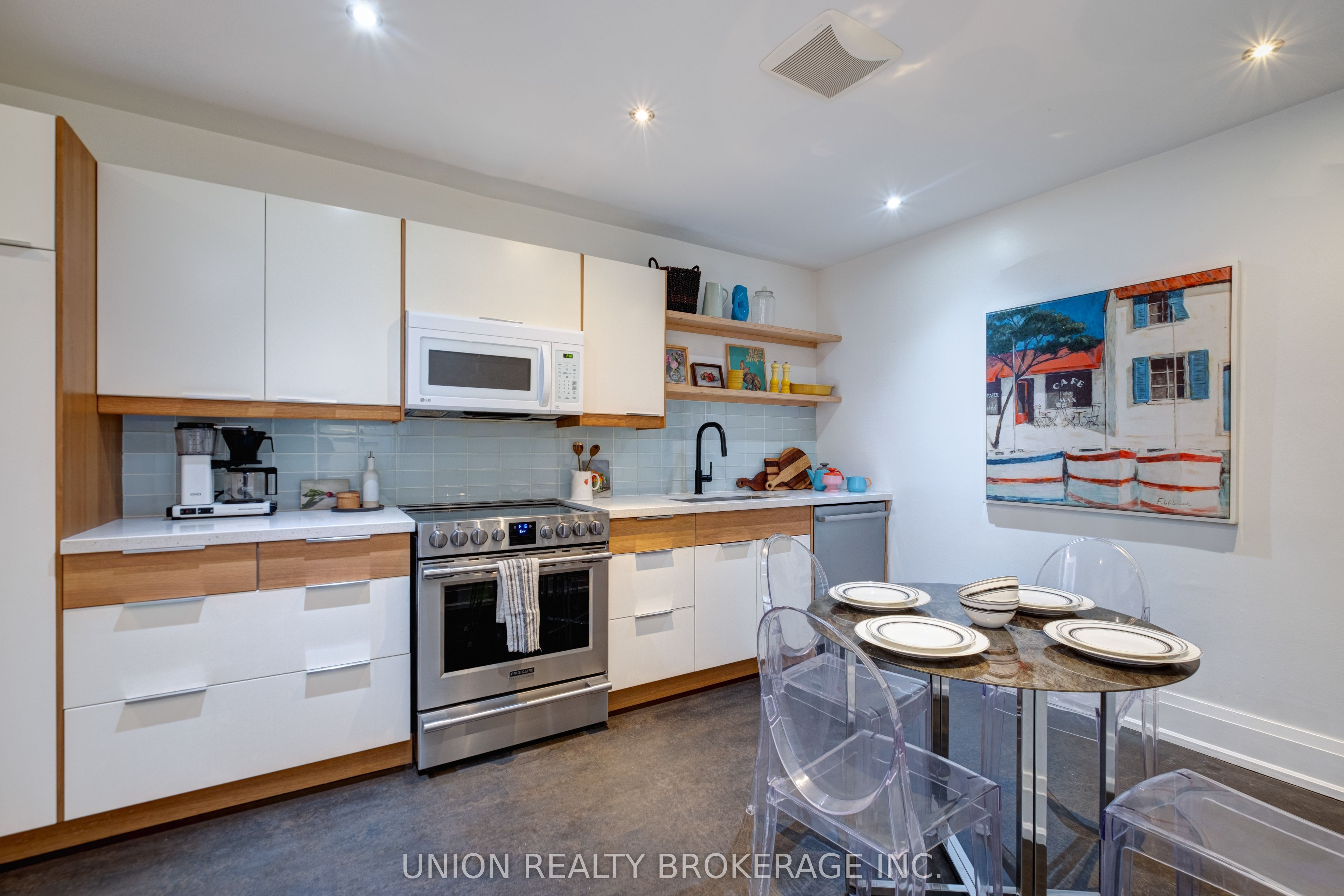 50 Battenberg Avenue, #4