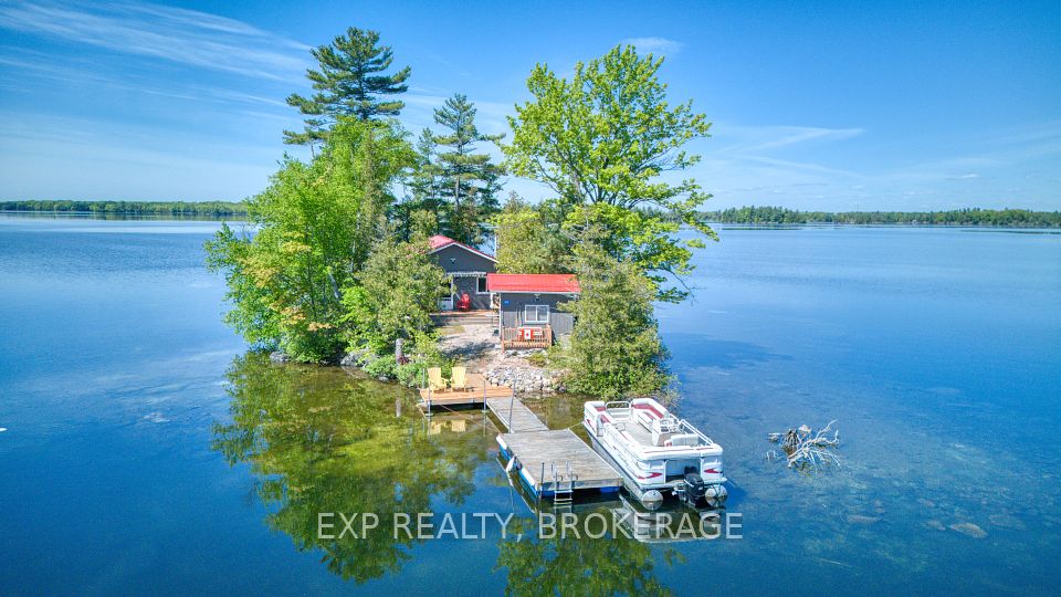 832 Sharbot Lake