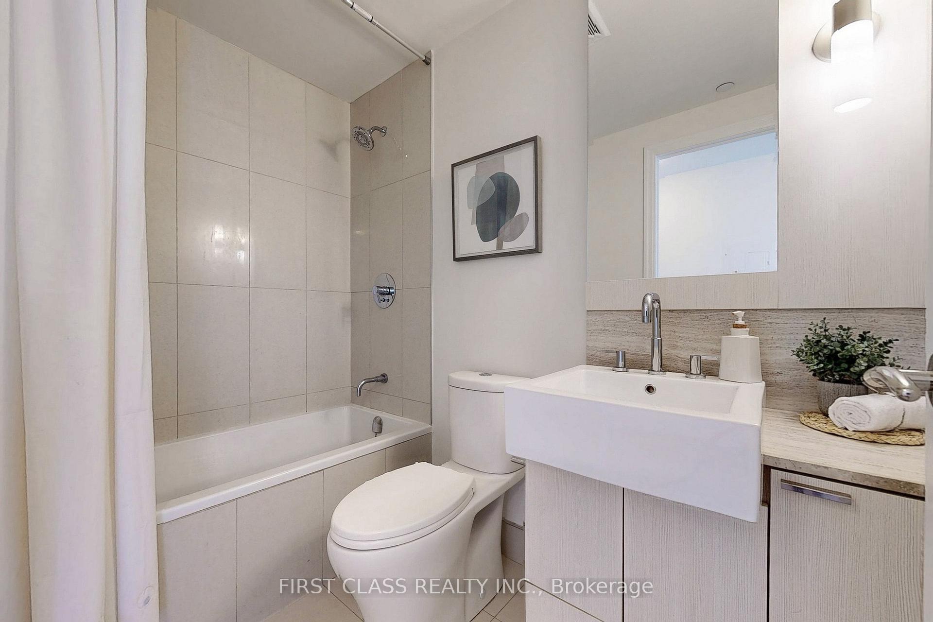 3 Bedrooms Condo at 88 Blue Jays, Toronto For sale