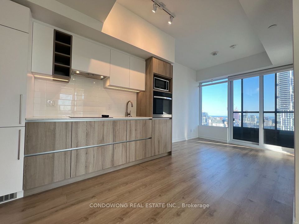 319 Jarvis