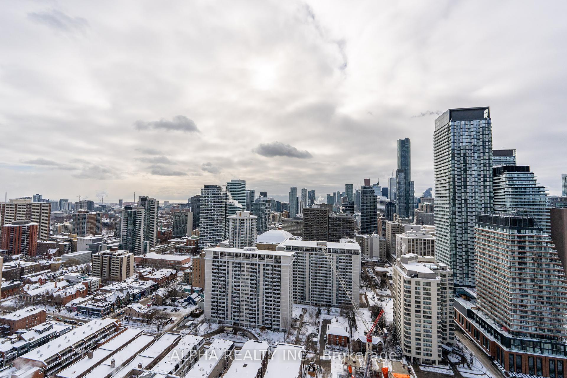1 Bedroom Condo at 28 Wellesley,  Toronto For sale