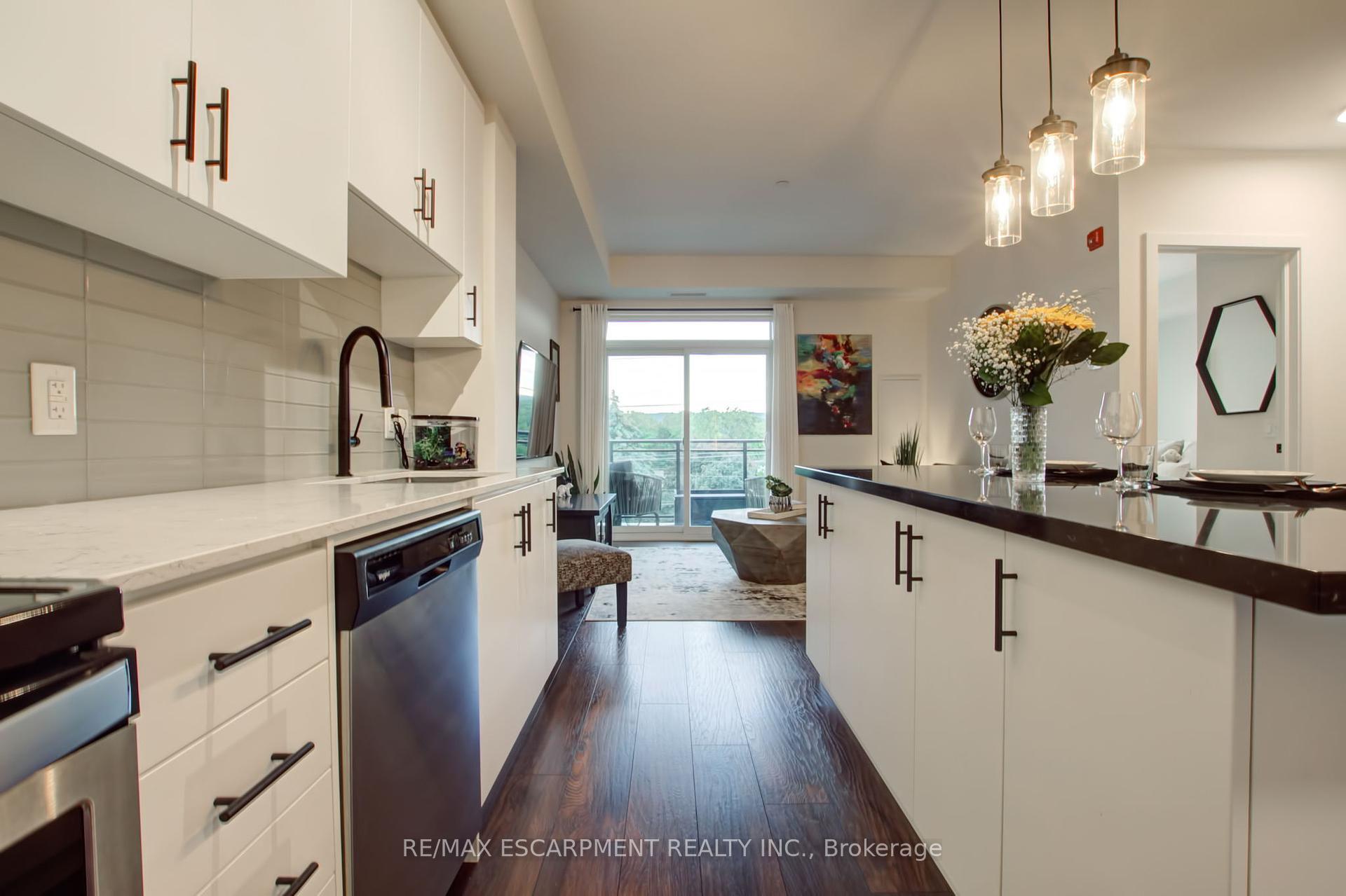 1 Bedroom Condo at 320 Plains, Burlington For sale