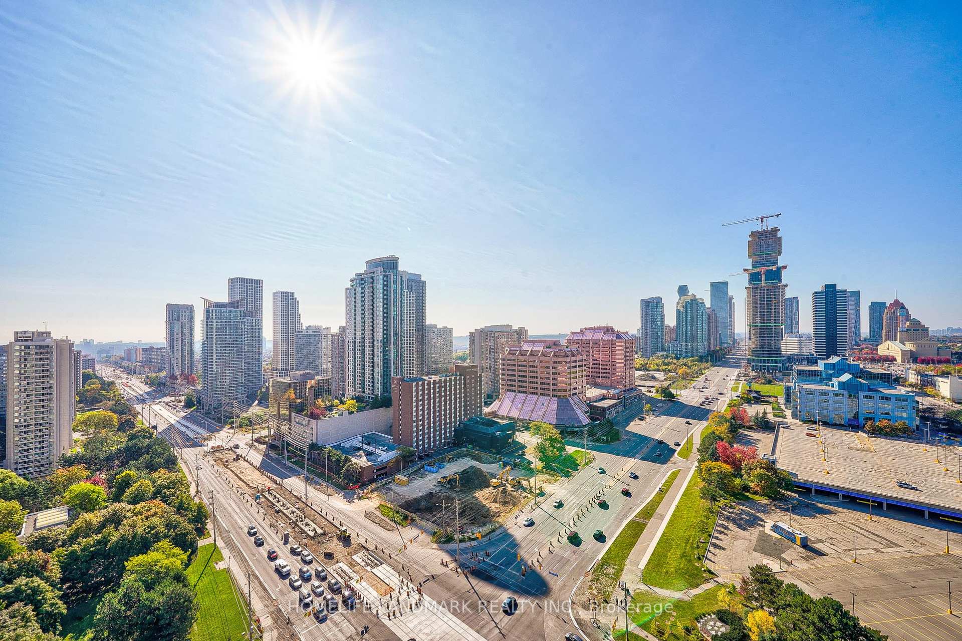 1 Bedroom Condo at 60 Absolute,  Mississauga For sale