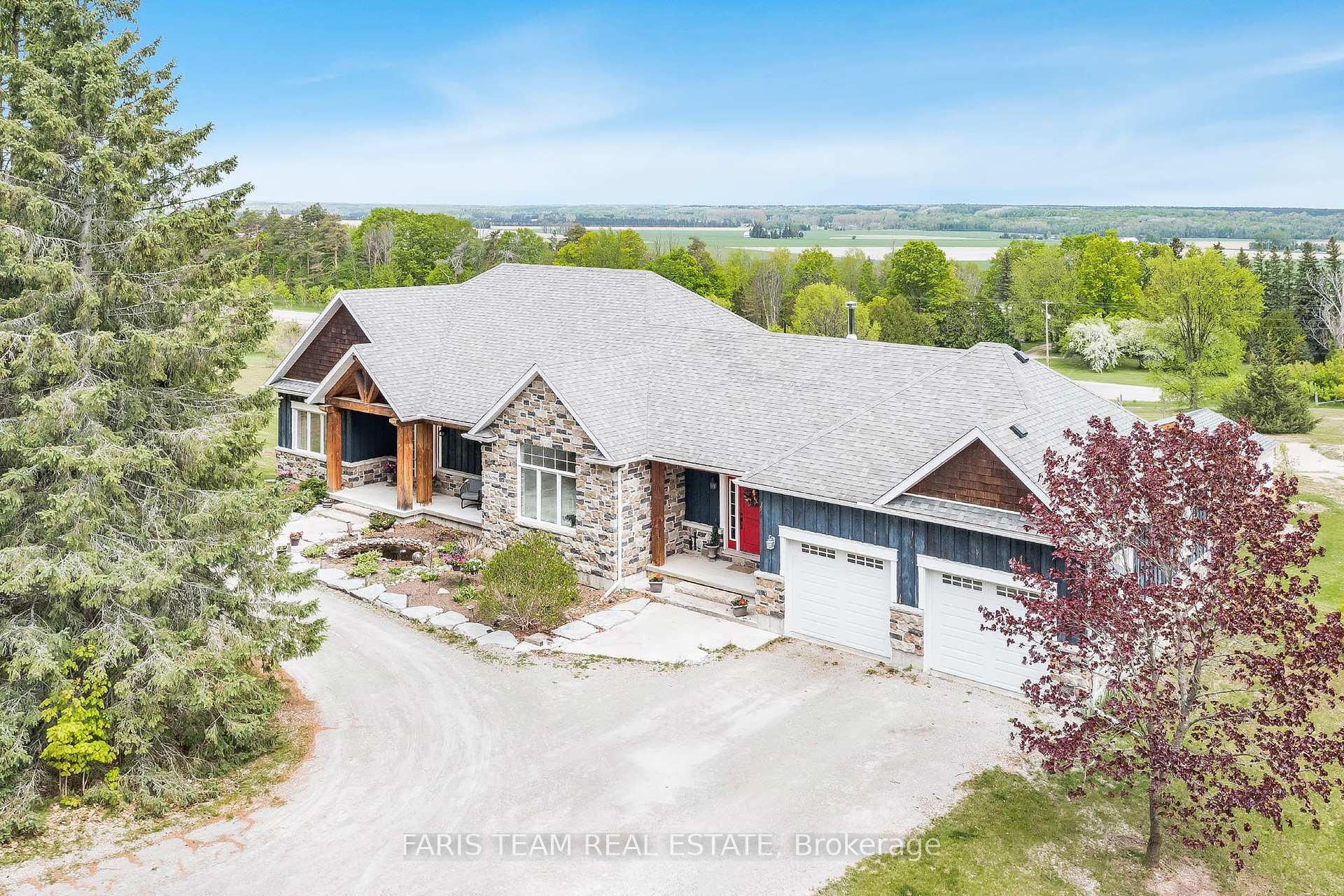 1933 Vespra Valley Road, Springwater, ON L0L 1Y2