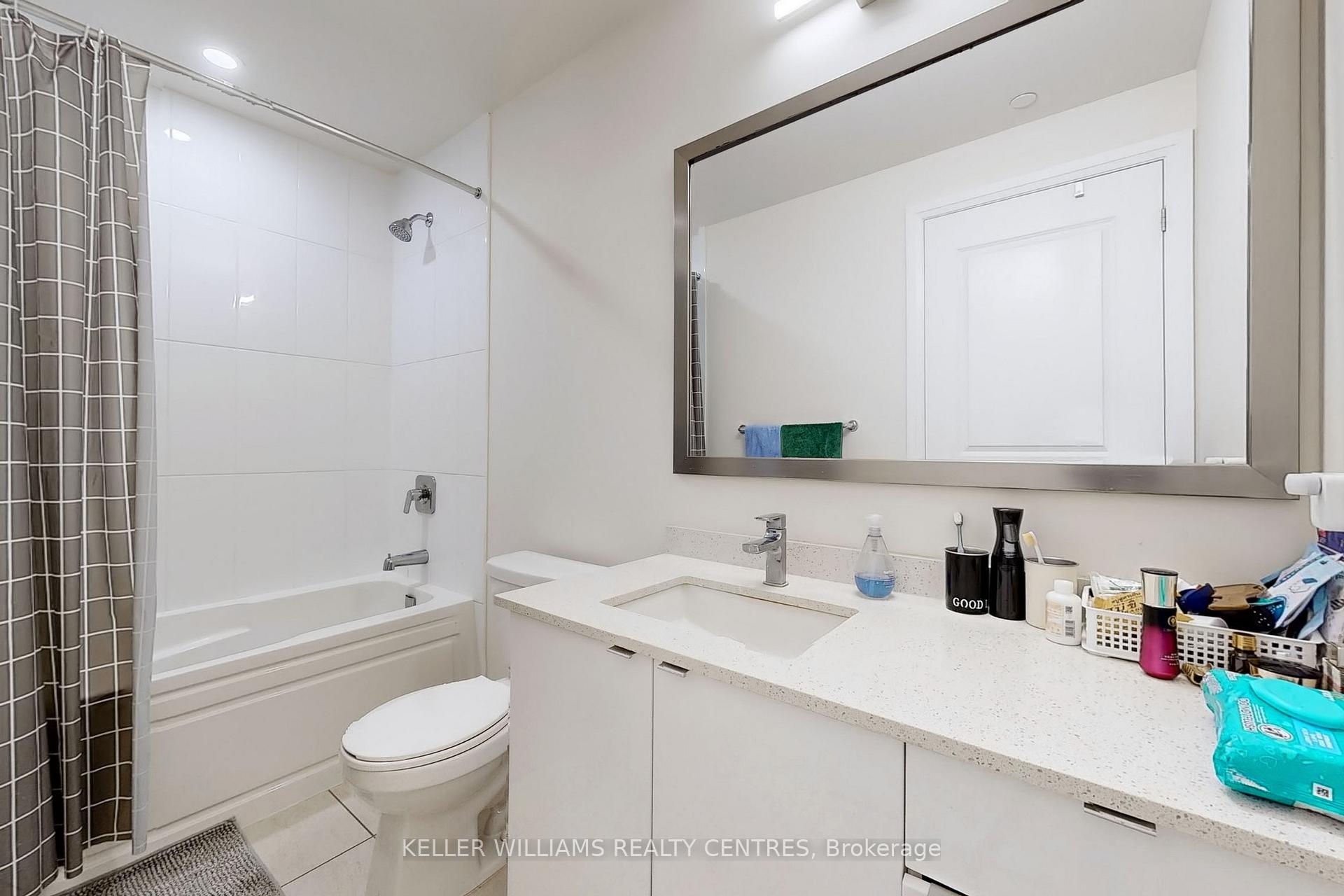2 Bedrooms Condo at 50 Thomas Riley, Toronto For sale