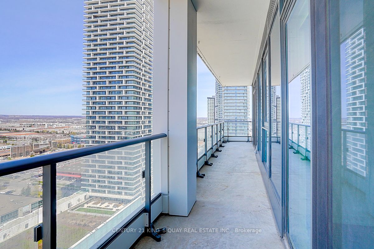 #2802 - 5 Buttermill Avenue, Vaughan, ON L4K 0J5
