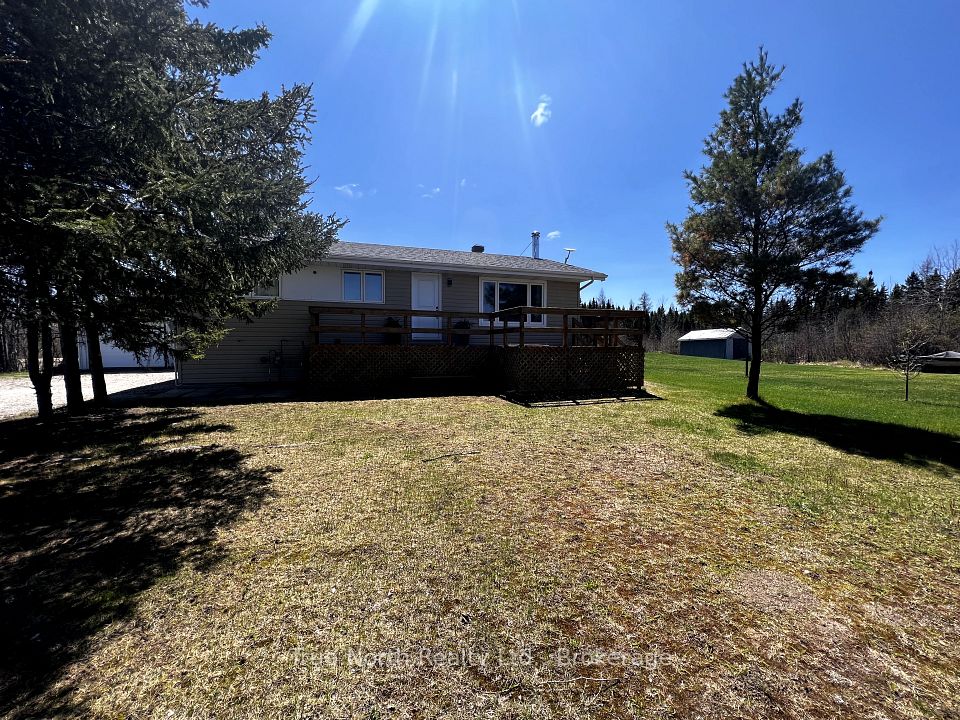 445 Gurney Road, Kapuskasing, ON P5N 2X7
