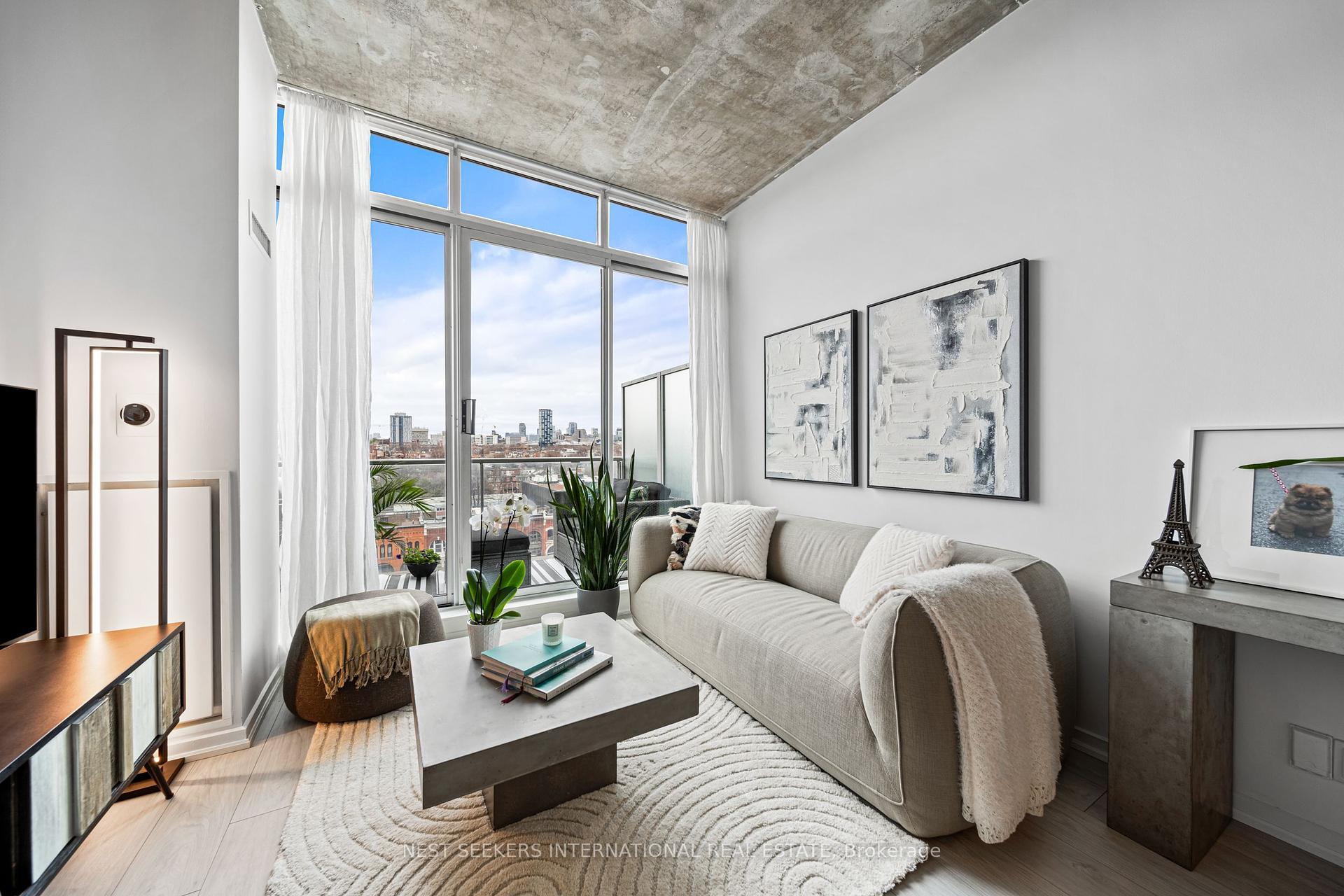 2 Bedrooms Condo at 388 Richmond, Toronto For sale