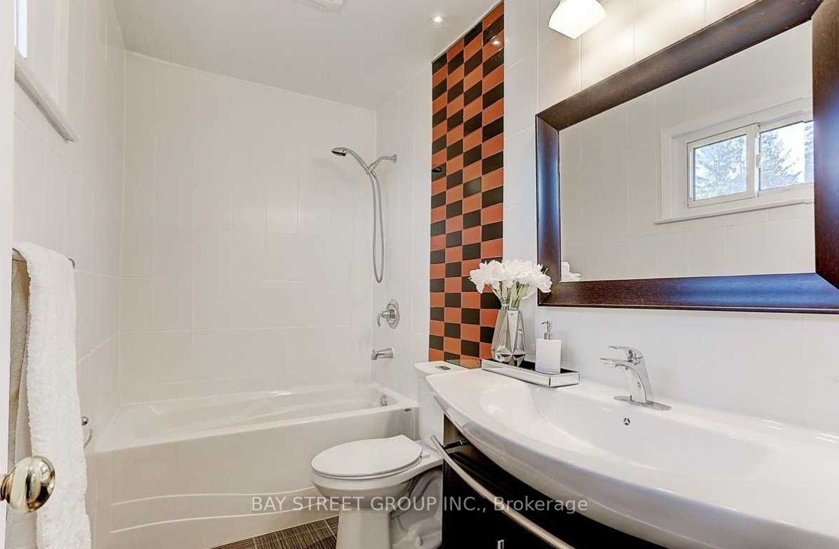 9 Seaburn Place, #Upper