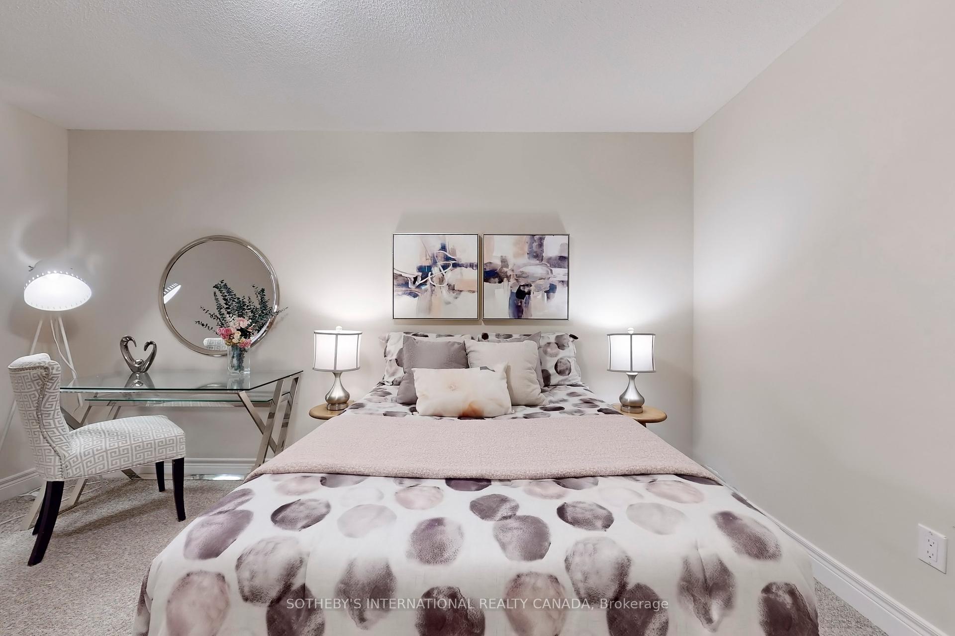 3 Bedrooms Condo at 89 Skymark, Toronto For sale