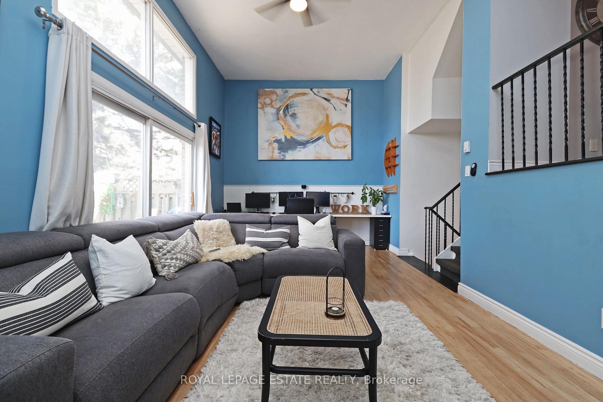 4 Bedrooms Condo at 3100 Kingston, Toronto For sale
