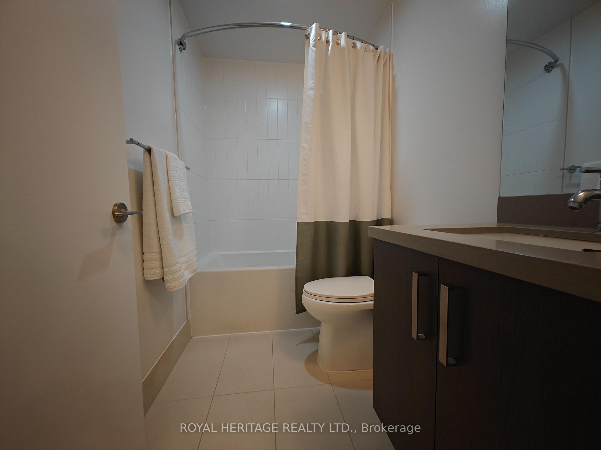 1 Bedroom Condo at 455 Front,  Toronto For sale