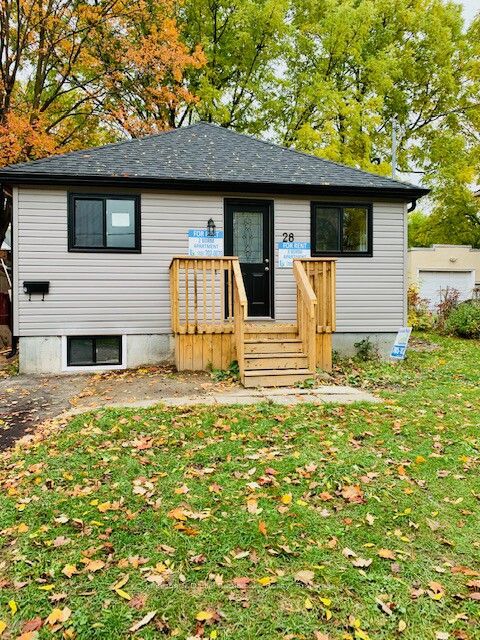 28 Grove Street, Barrie, ON L4M 2N7