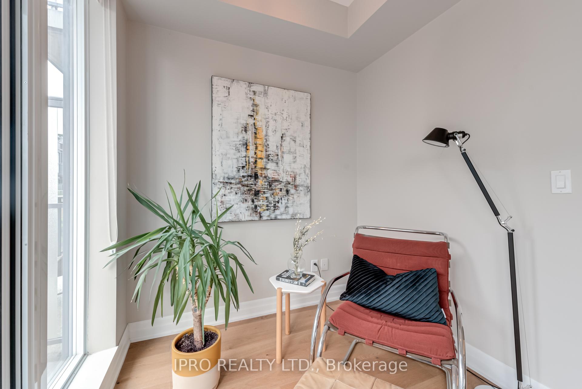 5 Bedrooms Condo at 15 Sousa Mendes, Toronto For sale