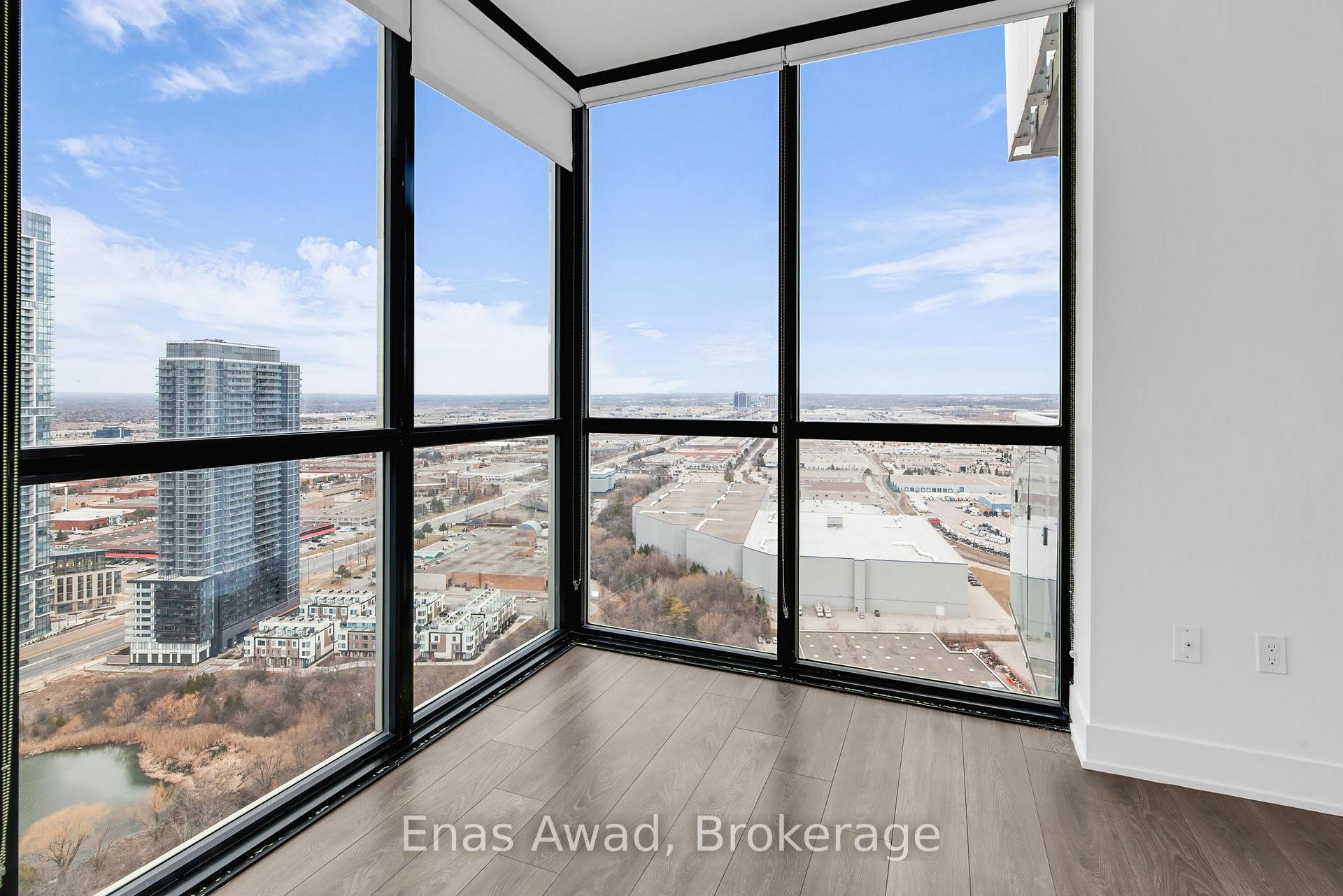 2 Bedrooms Condo at 2916 Highway 7,  Vaughan For sale