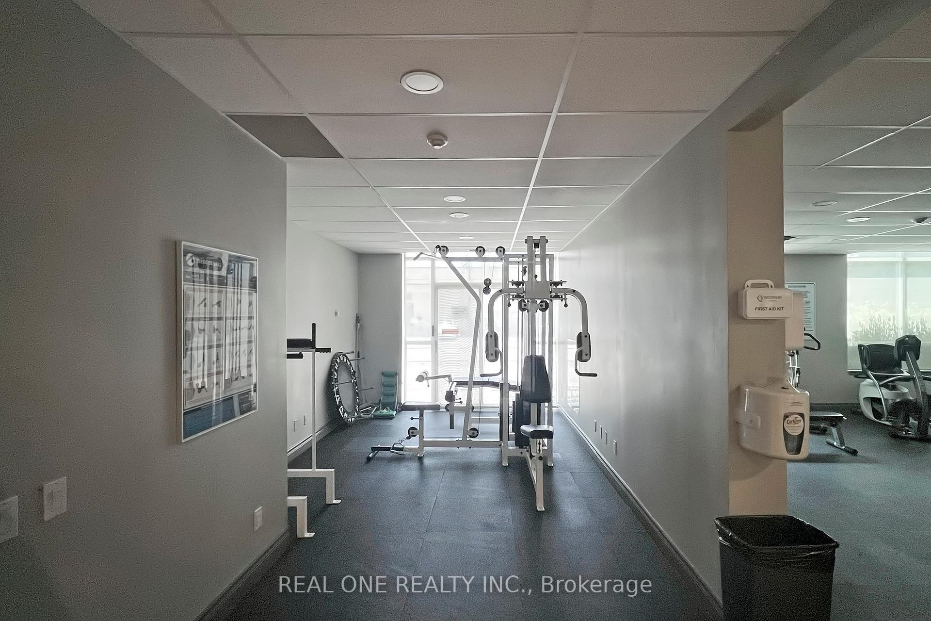 2 Bedrooms Condo at 8 Covington, Toronto For sale