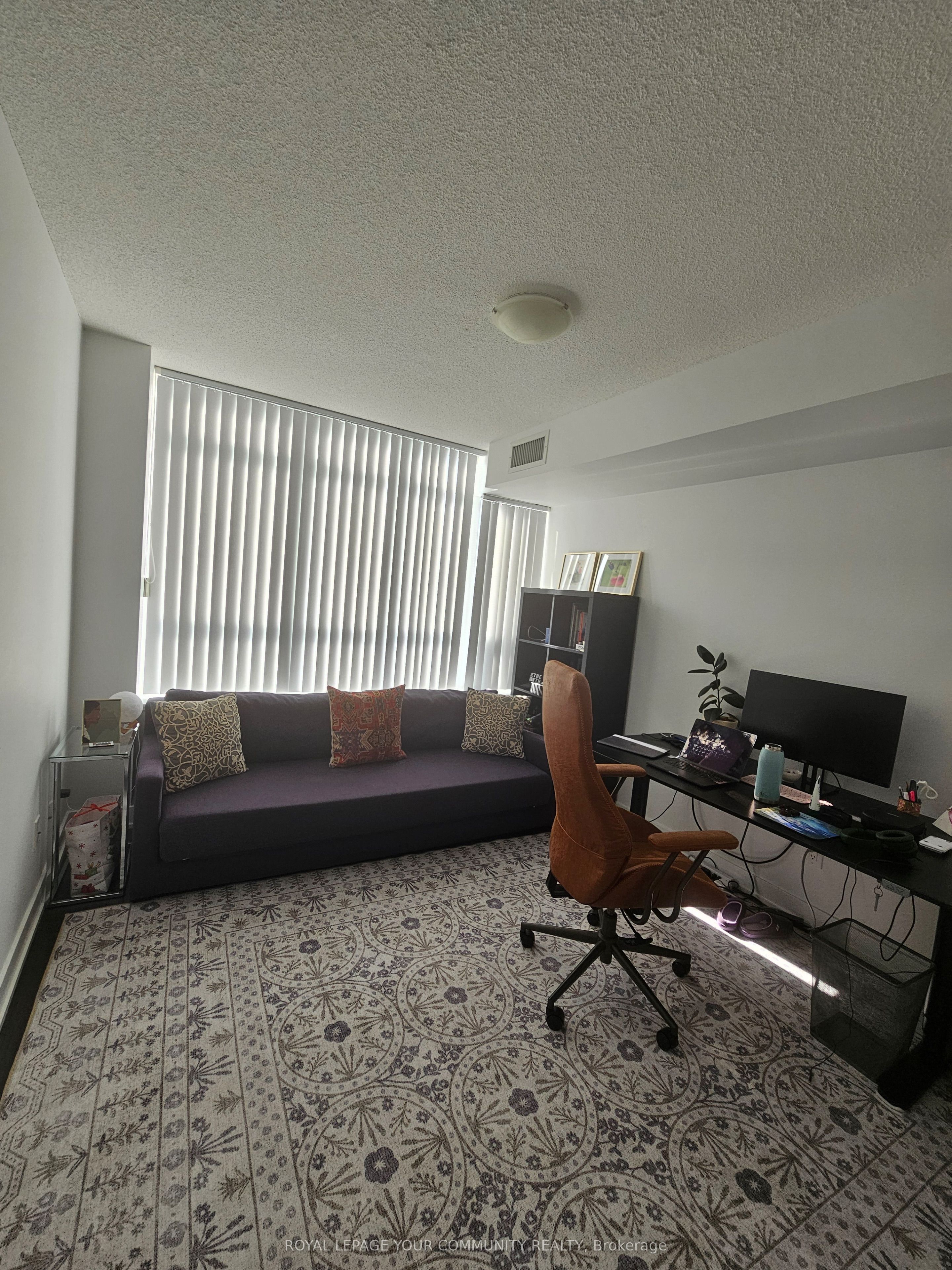 11 Superior Avenue, #406