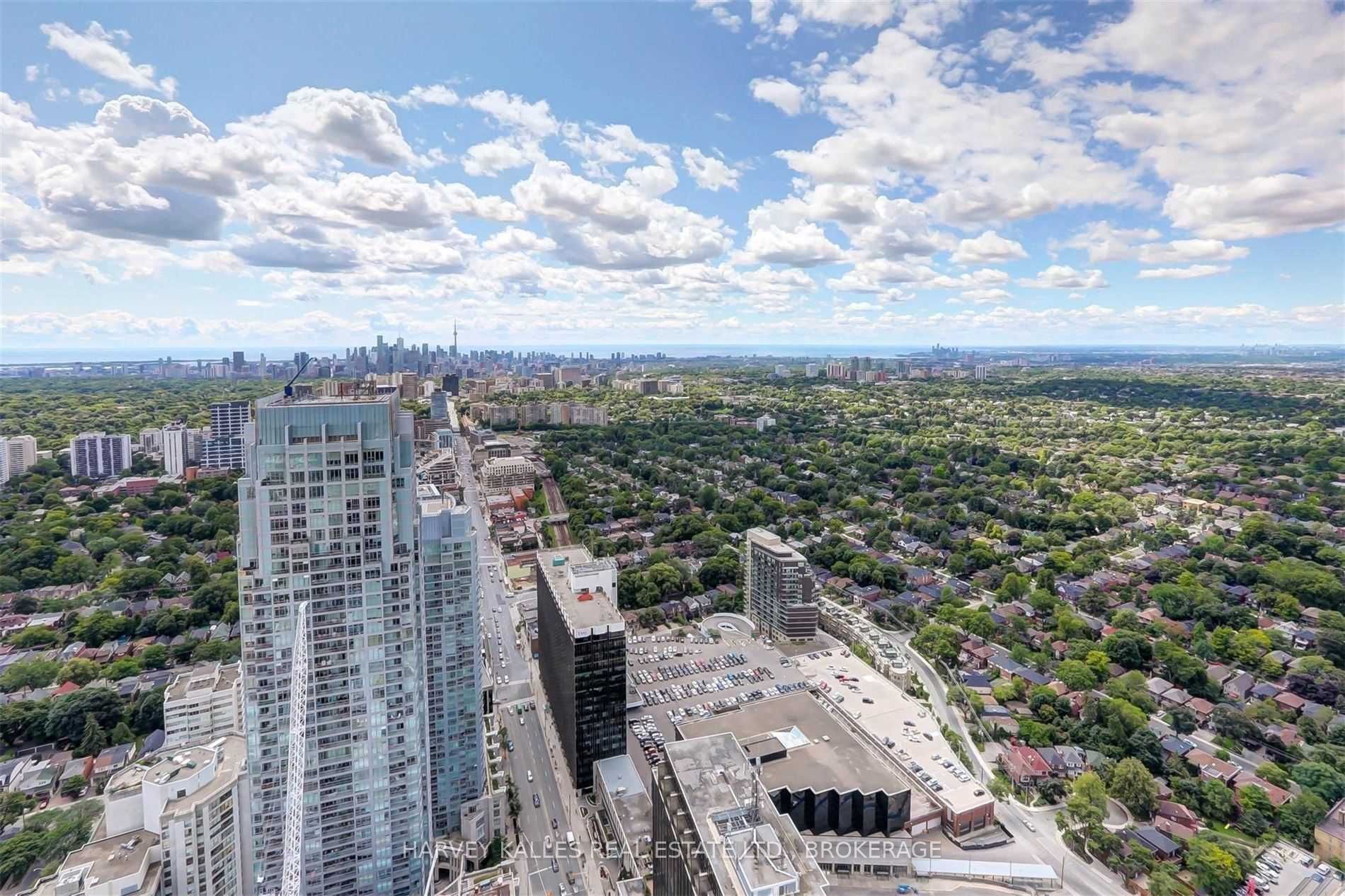 8 Eglinton Avenue E 5201