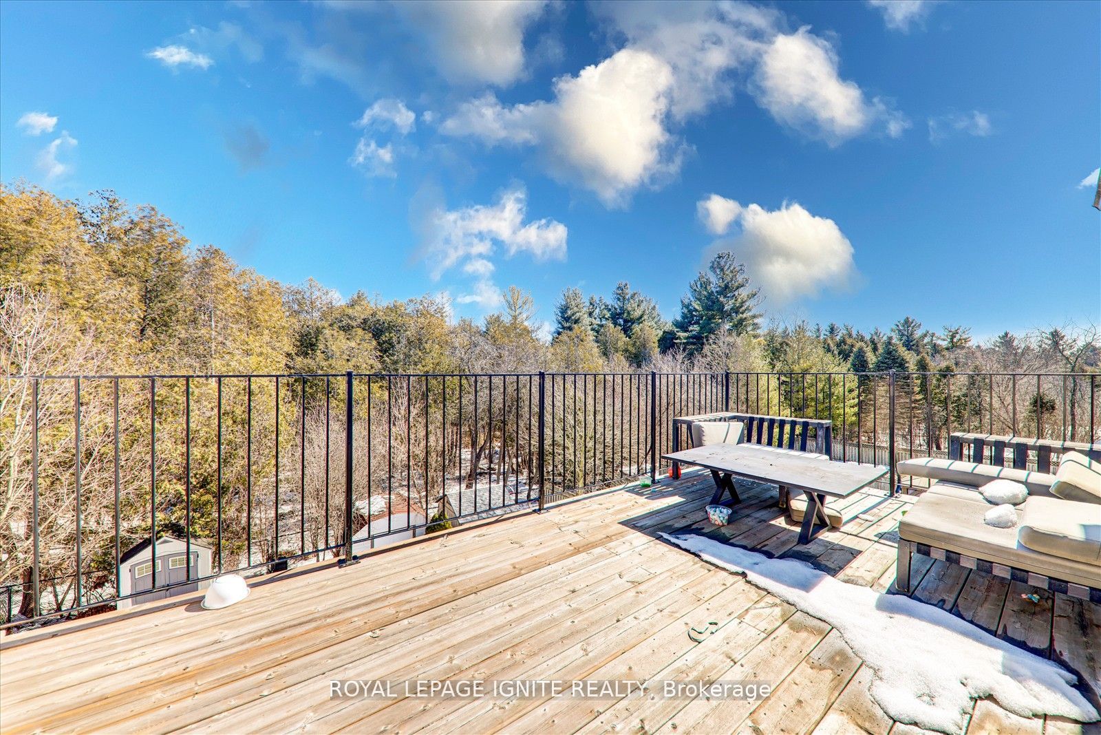 355 Sparrow Circle