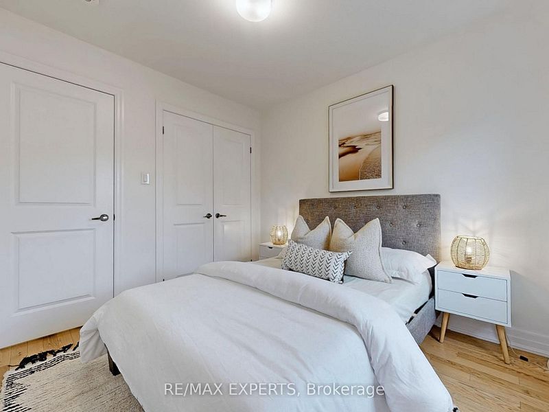 5 Amherst Circle