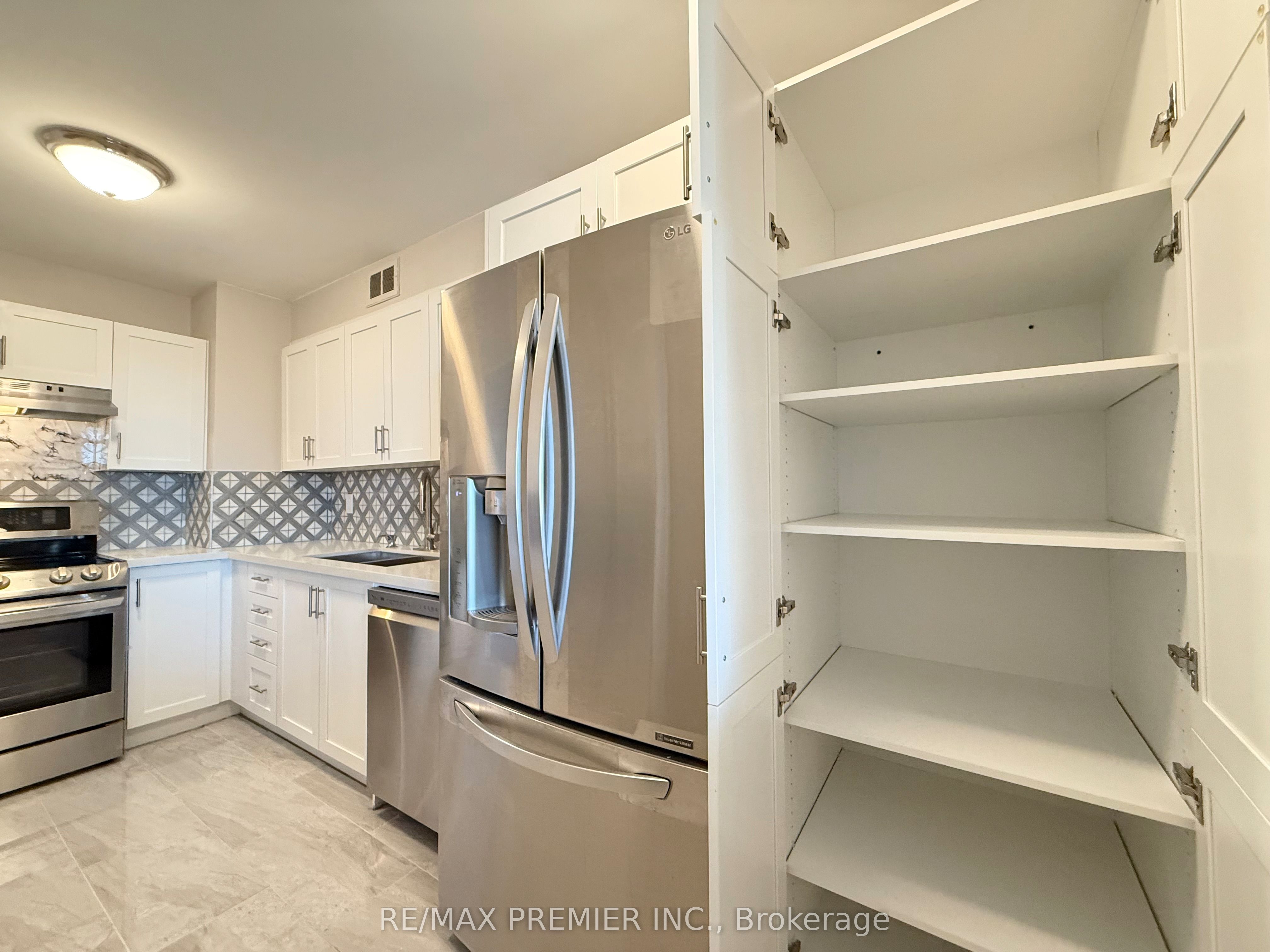31 Four Winds Drive, #502
