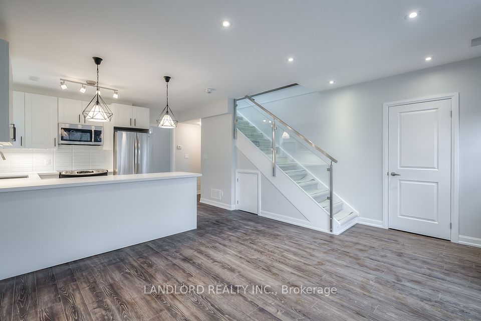 82 Parkway