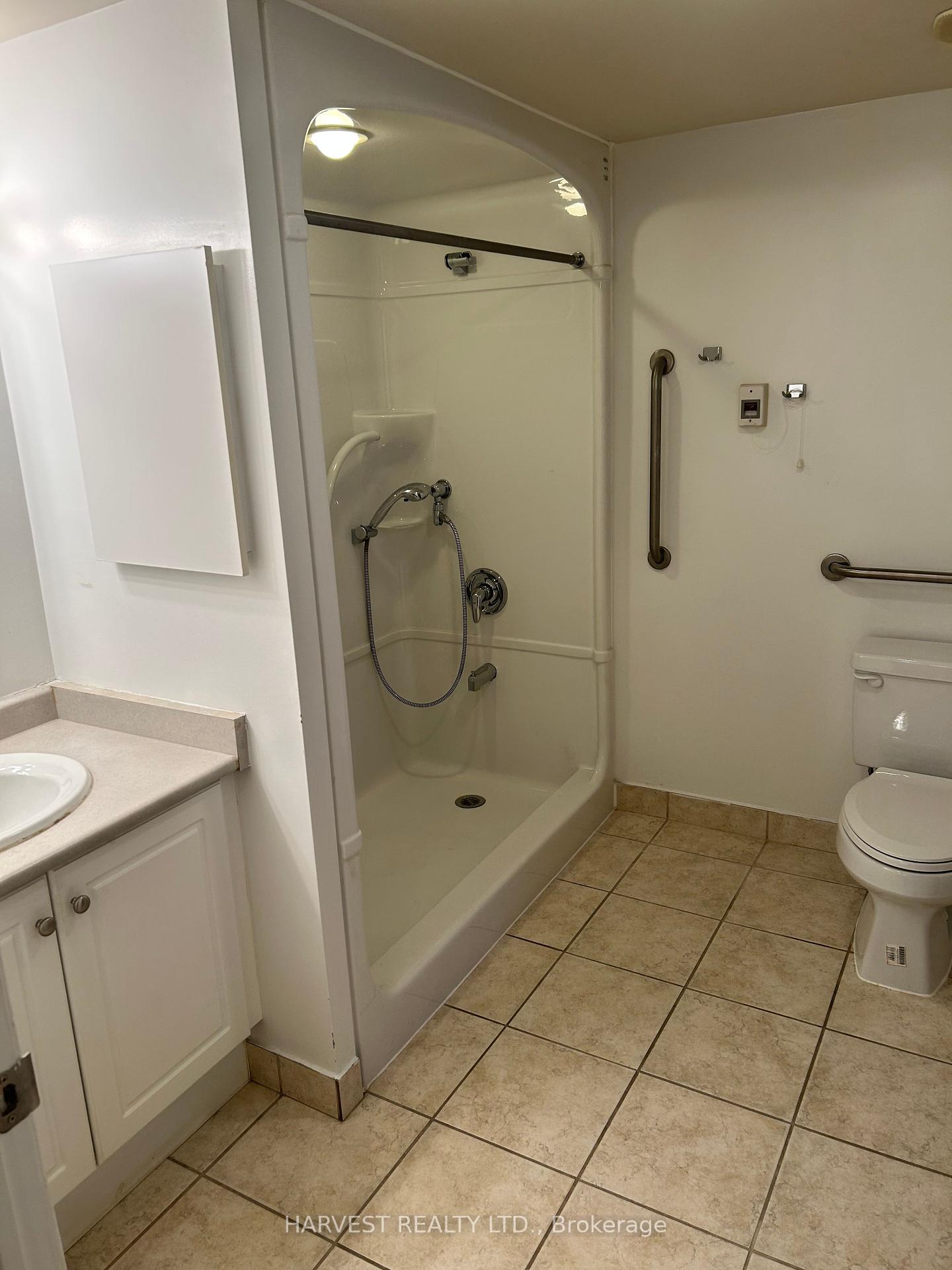 1 Bedroom Condo at 90 SCOTTFIELD,  Toronto For sale