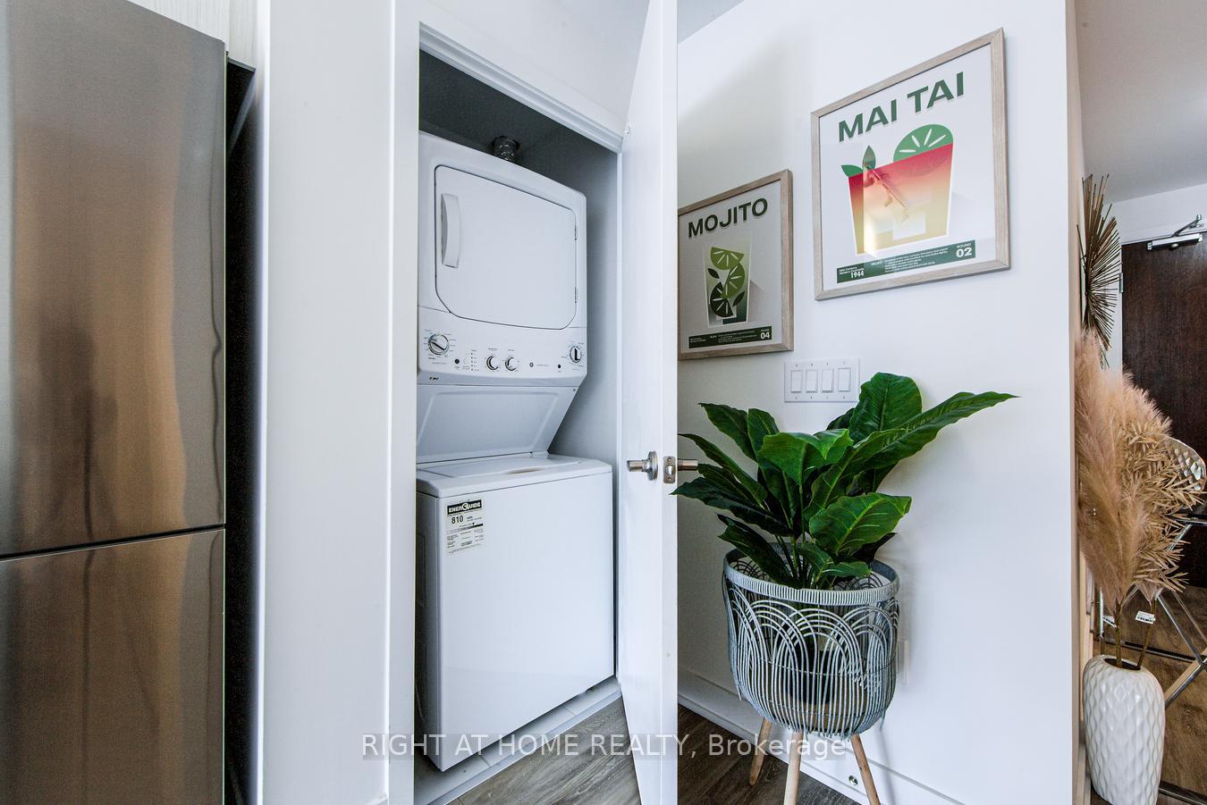 1 Bedroom Condo at 630 Greenwood, Toronto For sale