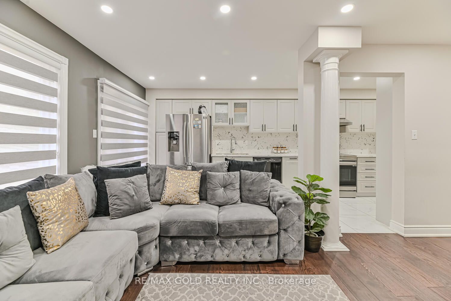 9 Fairlawn Boulevard, Brampton, ON L6P 1B6