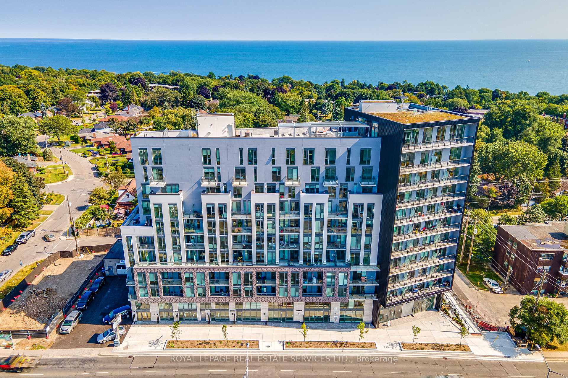2 Bedrooms Condo at 90 Glen Everest, Toronto For sale