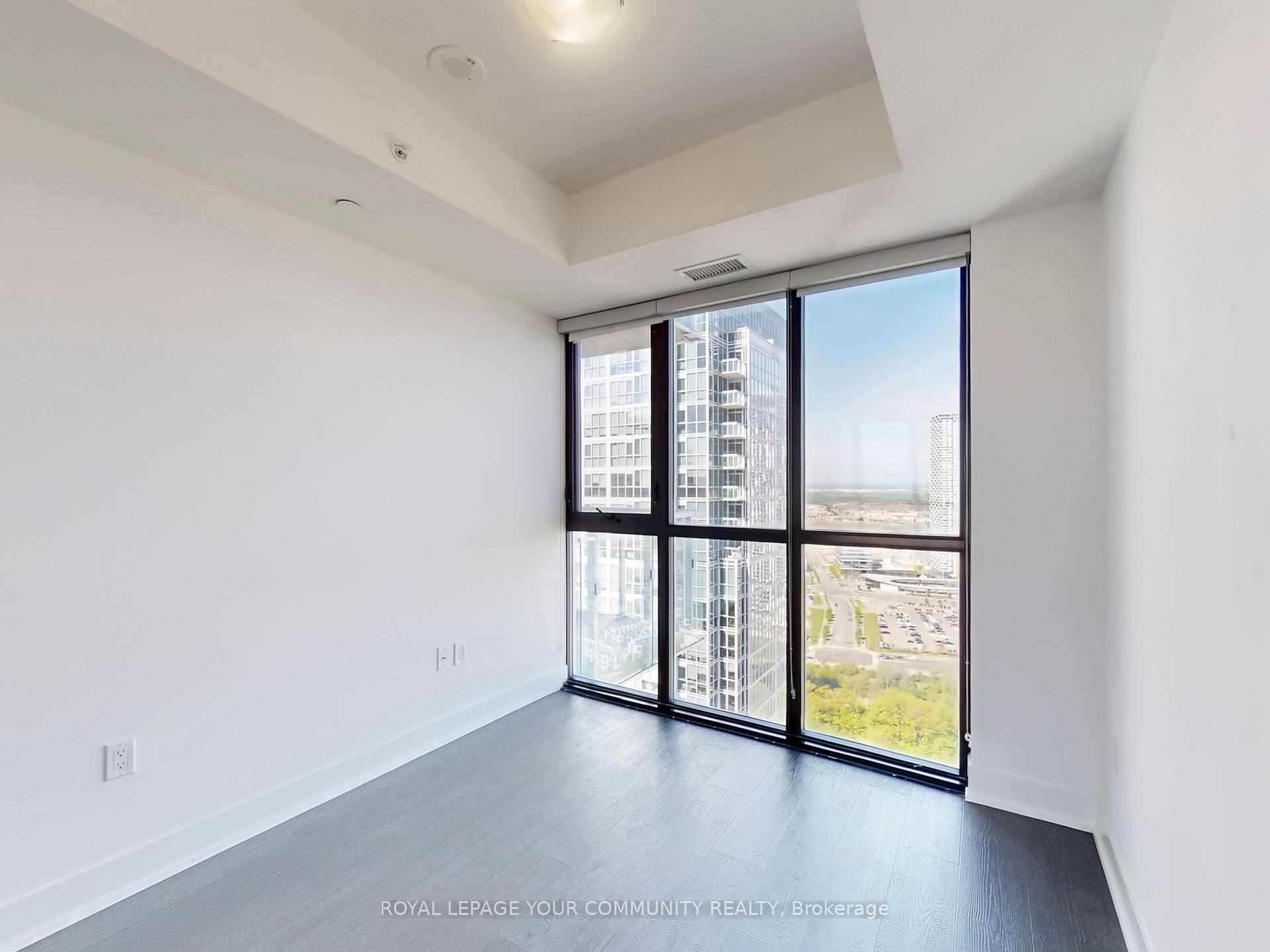 2 Bedrooms Condo at 2908 Highway 7, Vaughan For sale