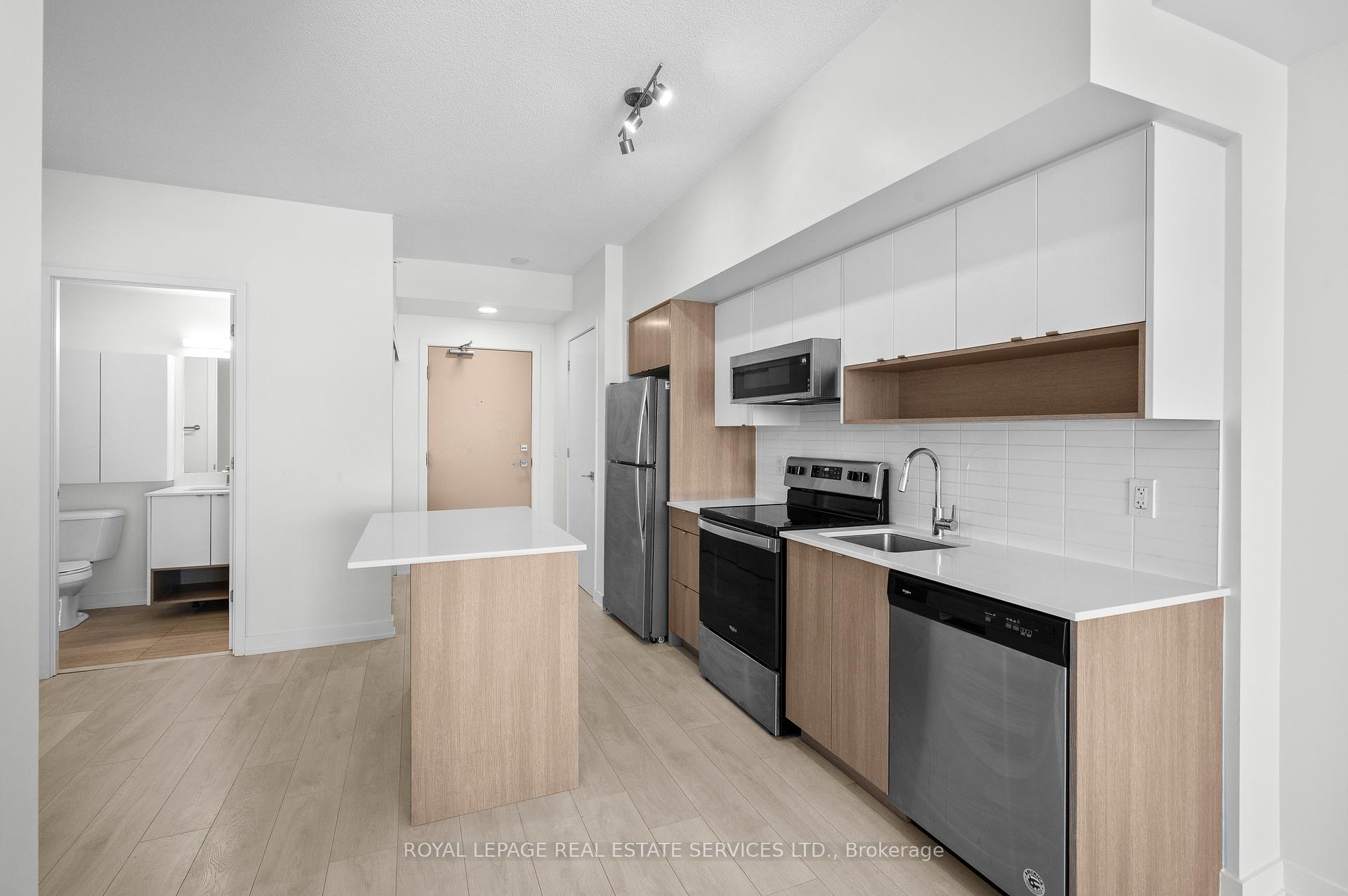 1 Bedroom Condo at 1117 Cooke, Burlington For sale