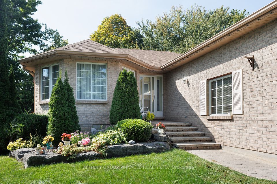 16 Hillview