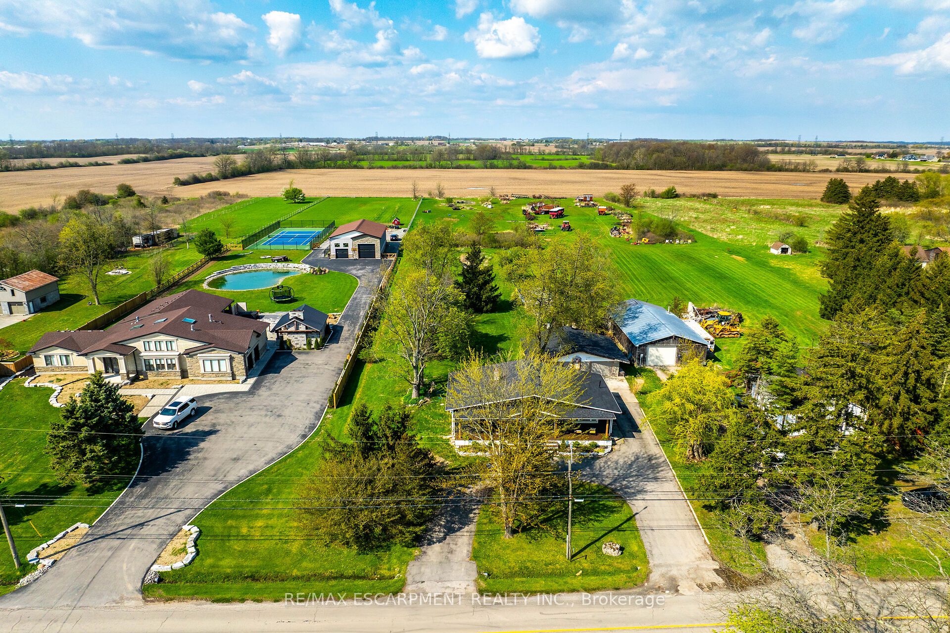 1214 Golf Club Road