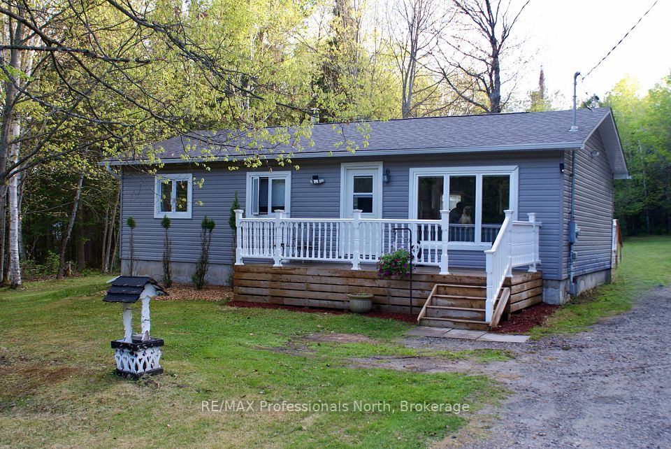 1135 Lochlin Road