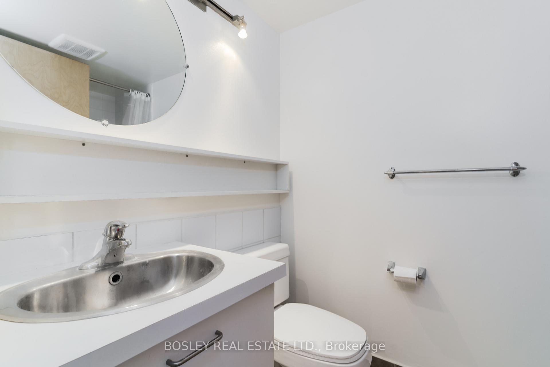 1 Bedroom Condo at 255 Richmond, Toronto For sale
