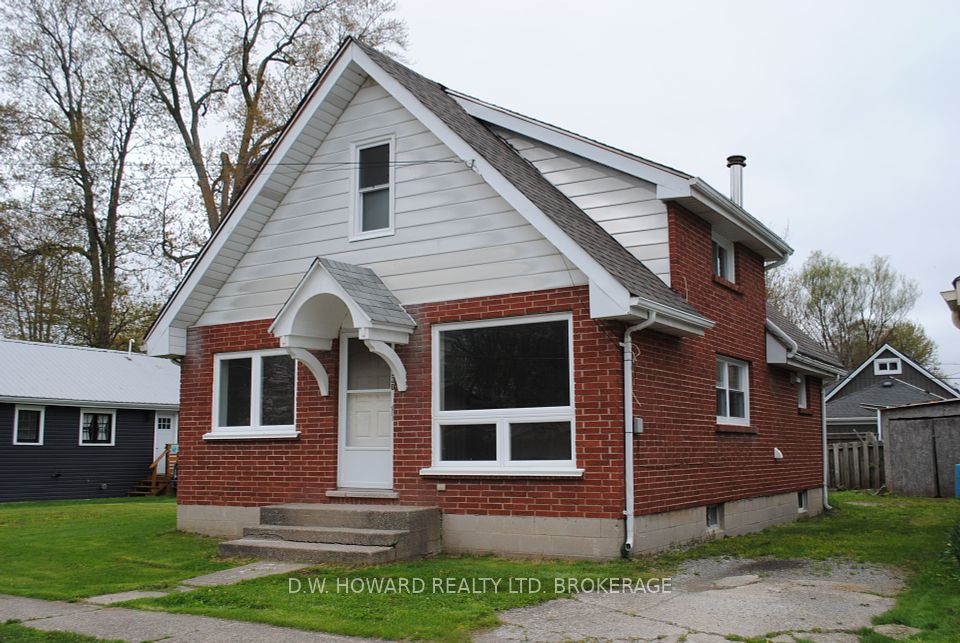 330 Elmwood