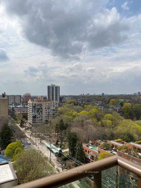 320 Tweedsmuir Avenue, #1202