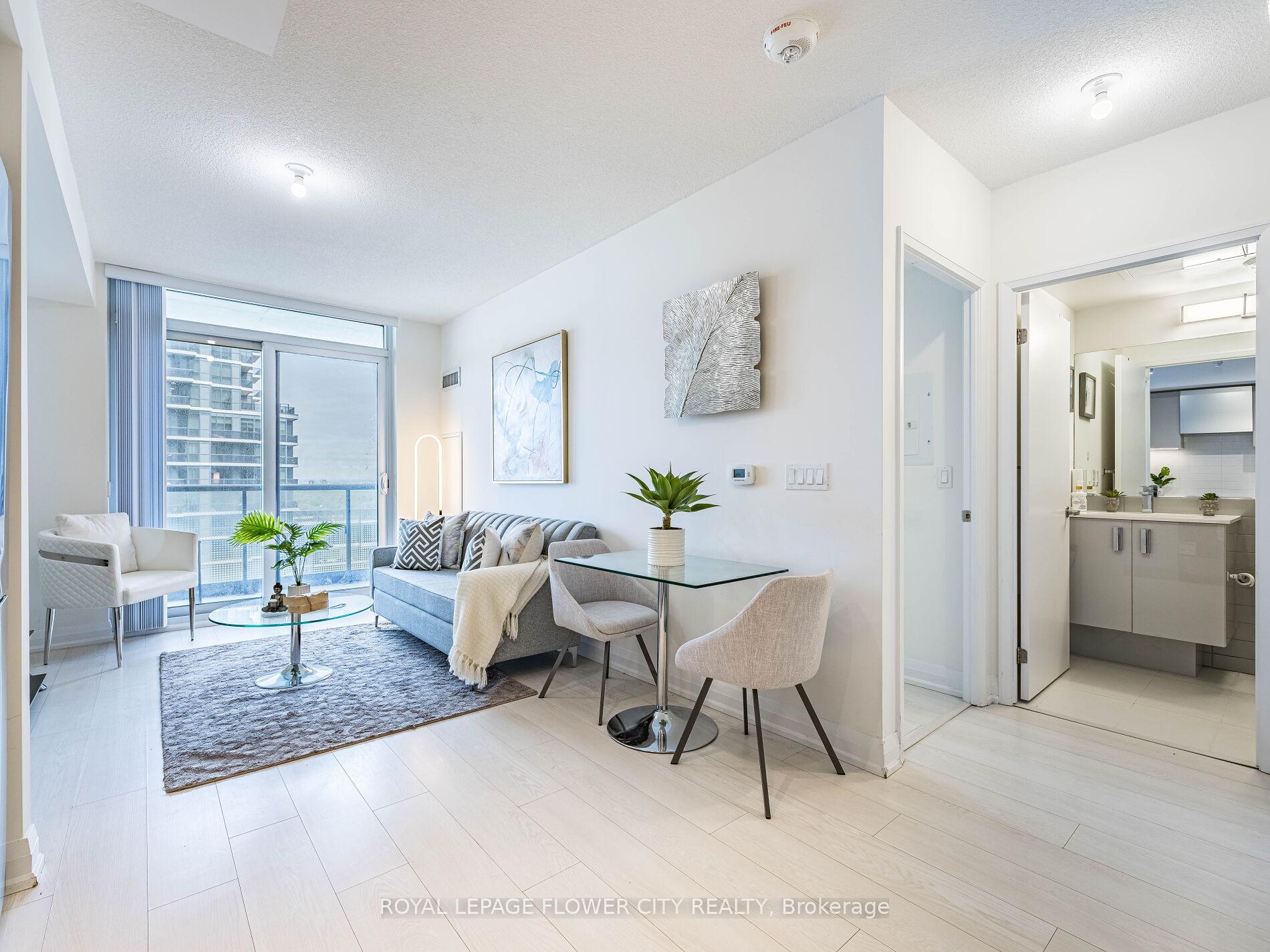 1 Bedroom Condo at 30 Gibbs, Toronto For sale