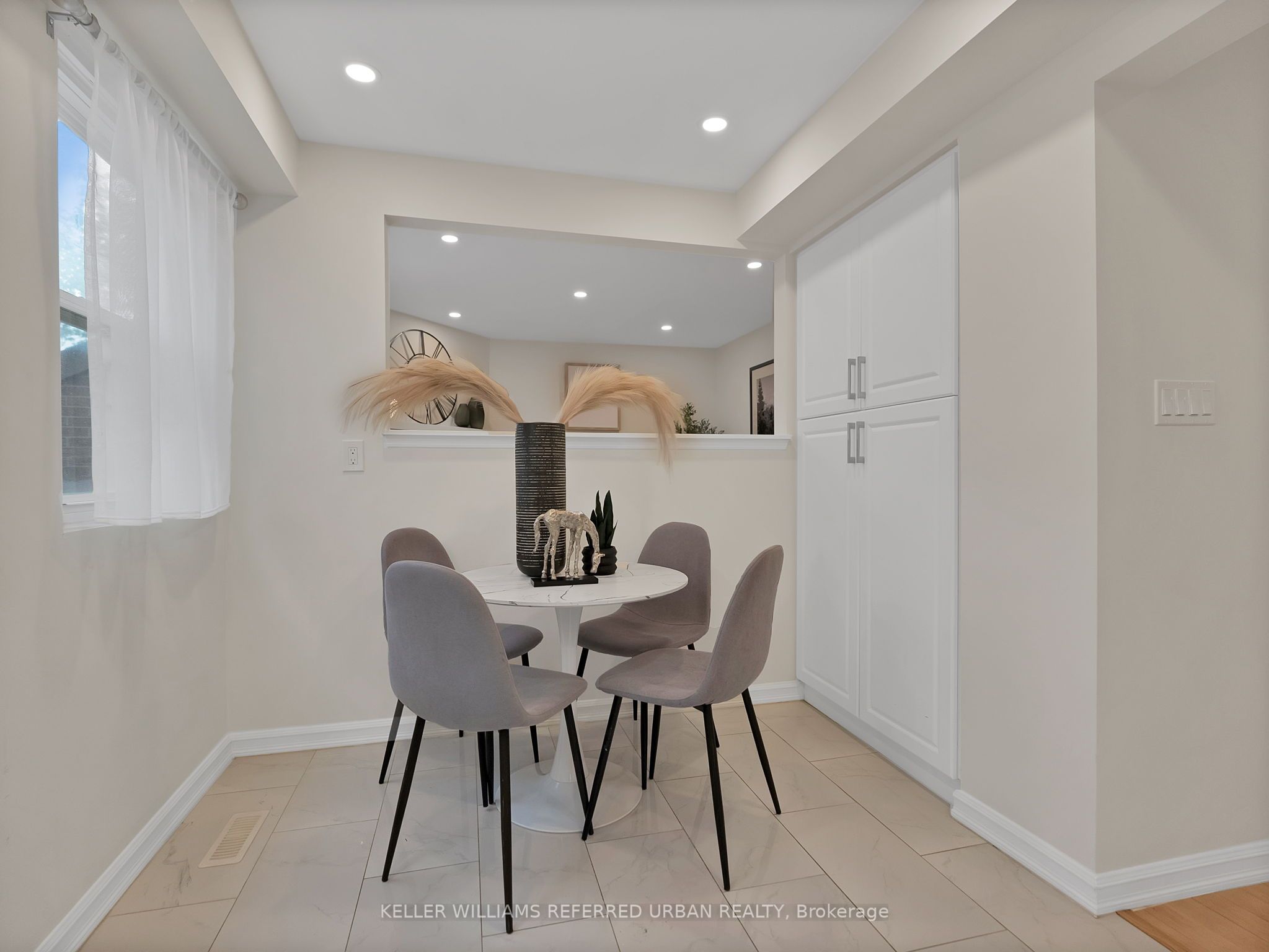196 Wintermute Boulevard