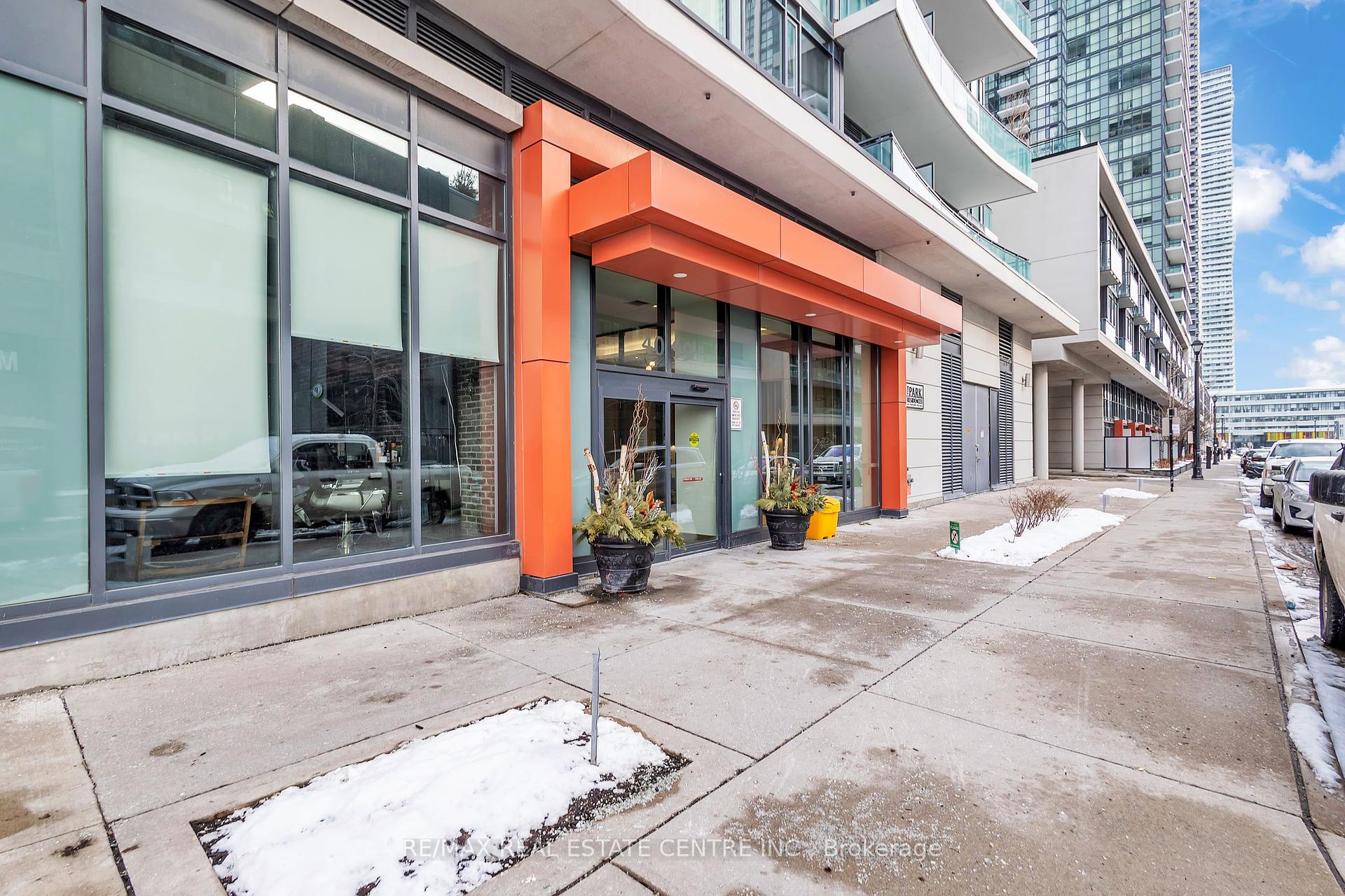1 Bedroom Condo at 4099 Brickstone, Mississauga For sale