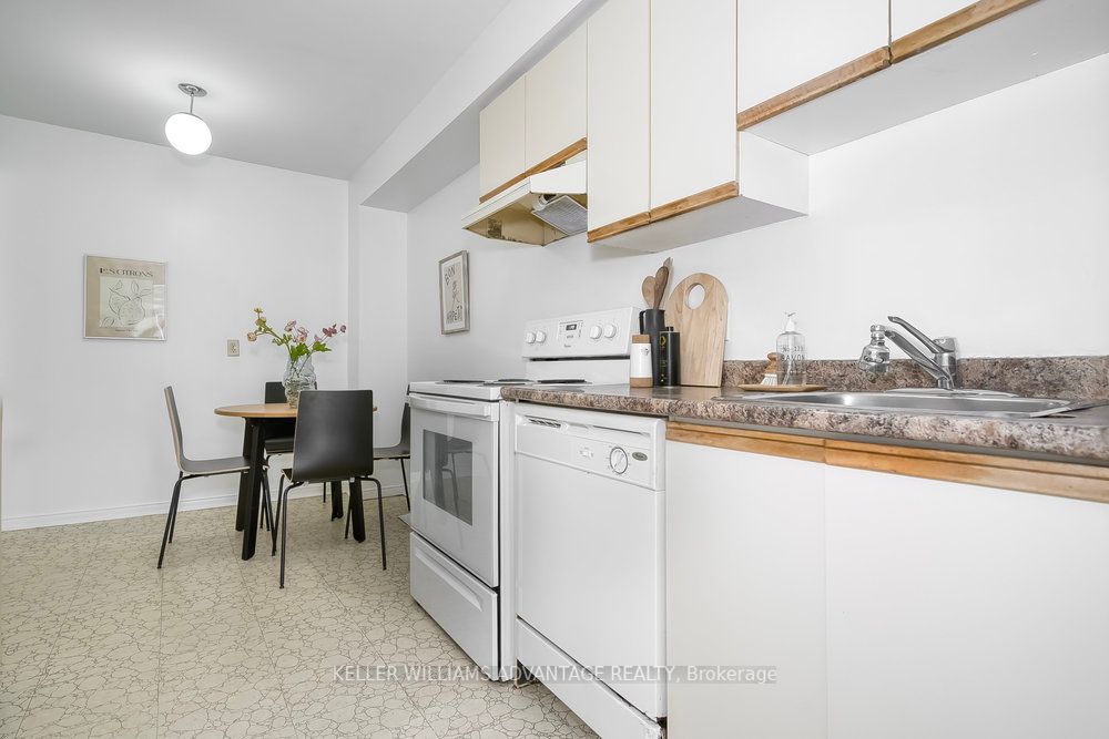 2355 Fifth Line W, #6