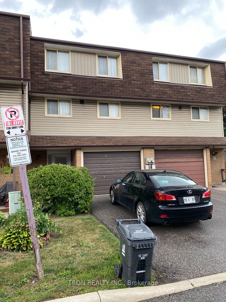 33 Yellow Birch Way