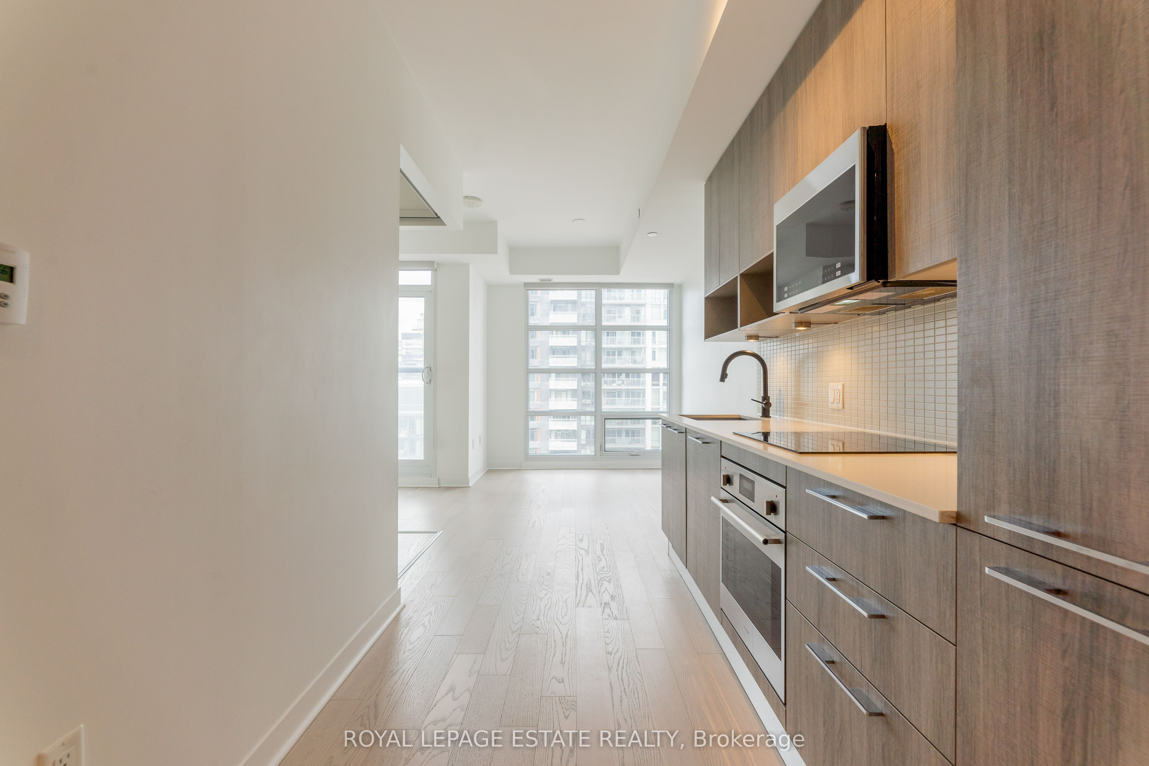 501 Adelaide Street W, #1106